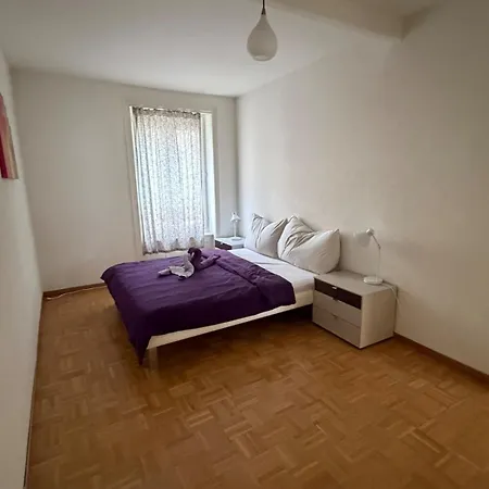 2 Aus41 1f R 8045 S2 Apartment Zurich