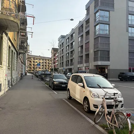 2 Aus41 1f R 8045 S2 Apartamento Zúrich