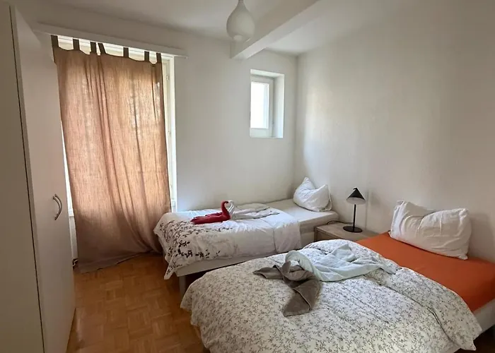 2 Aus41 1f R 8045 S2 Apartment *